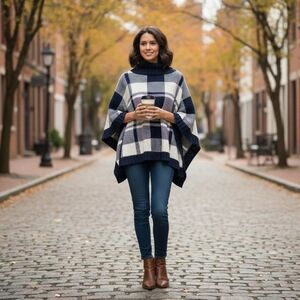 Navy BLUE Columbia Be Cozy Poncho - Medium